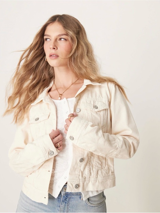 Free People Jackets & Blazers - Free People Rumors denim jacket in ecru, size S